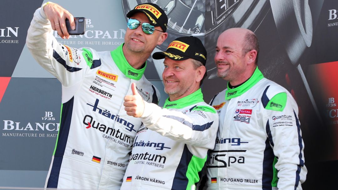 Class podium for 911 GT3 R
