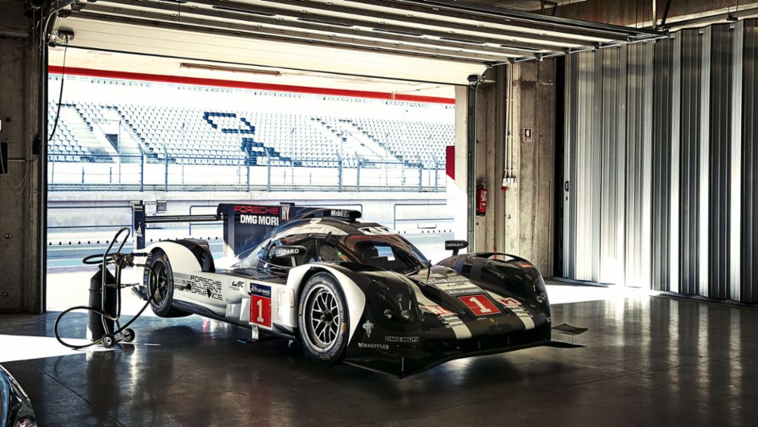 World debut of the new 919 Hybrid