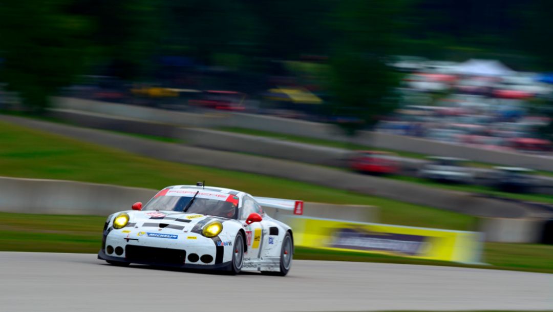 Porsche takes championship lead