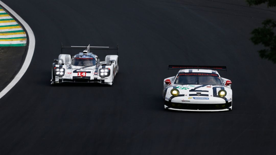 919 Hybrid and 911 RSR at the “ring”