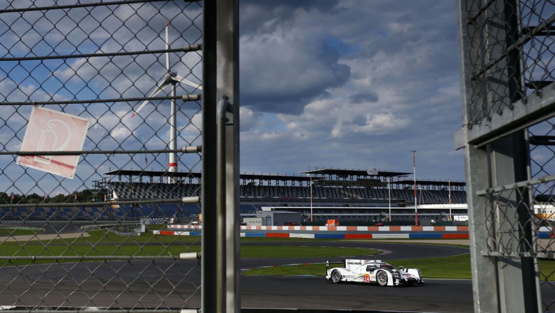 LMP1 test at the Eurospeedway