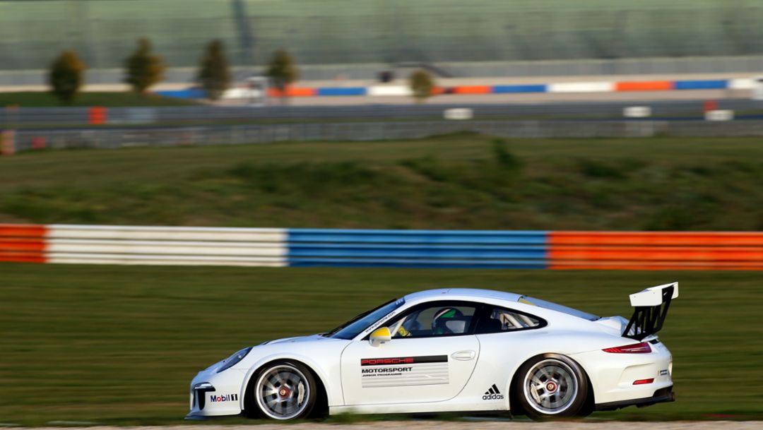 Porsche trains motorsport talents
