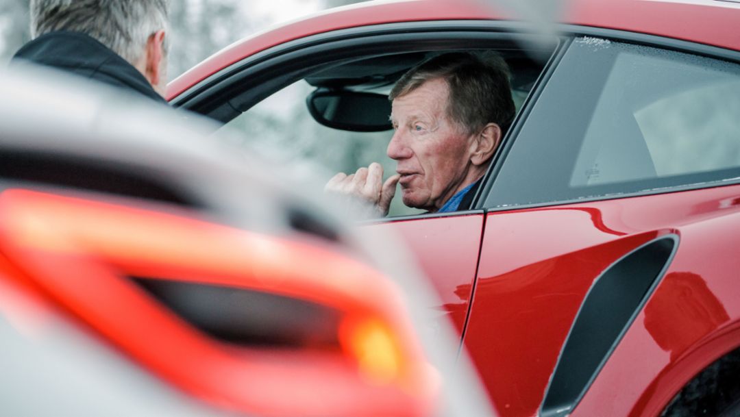 Porsche celebrates motorsport icon Röhrl