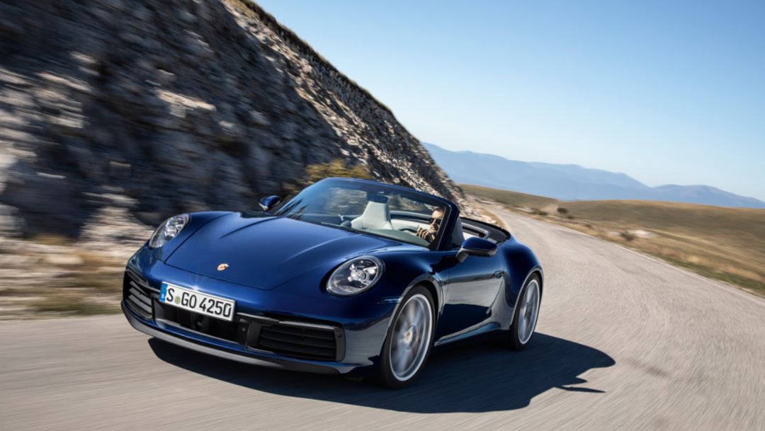All set for open-top season – the new 911 Cabriolet