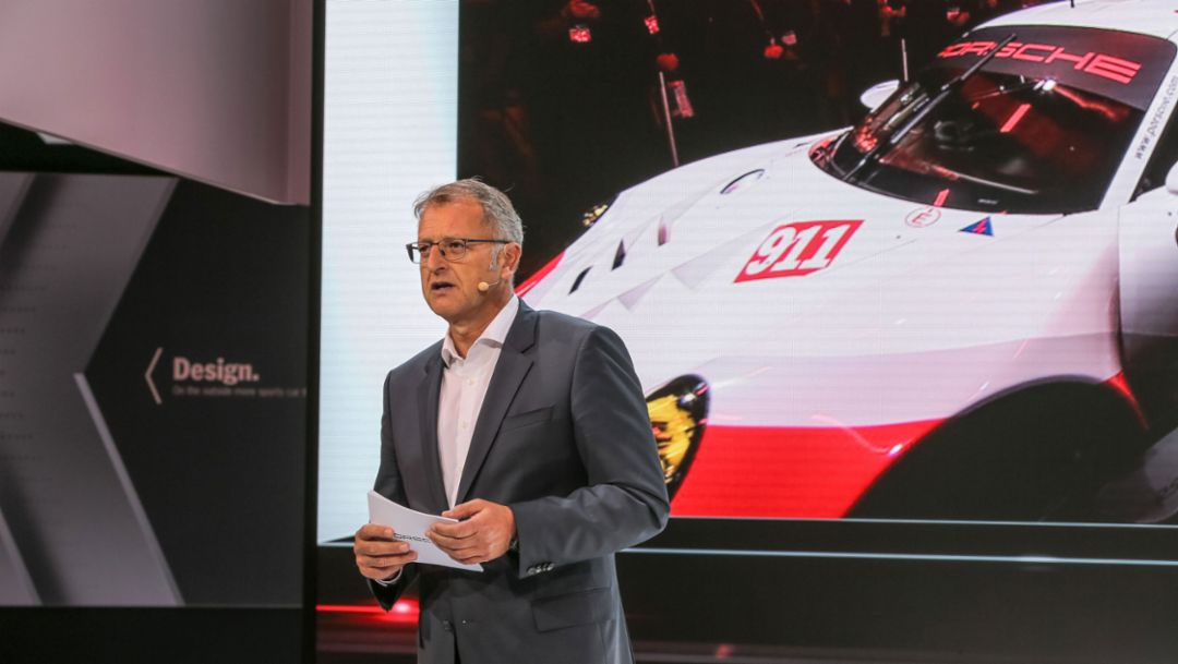 Detlev von Platen, Member of the Executive Board of Porsche AG Sales and Marketing, 911 RSR, press conference, Los Angeles Auto Show, 2016, Porsche AG