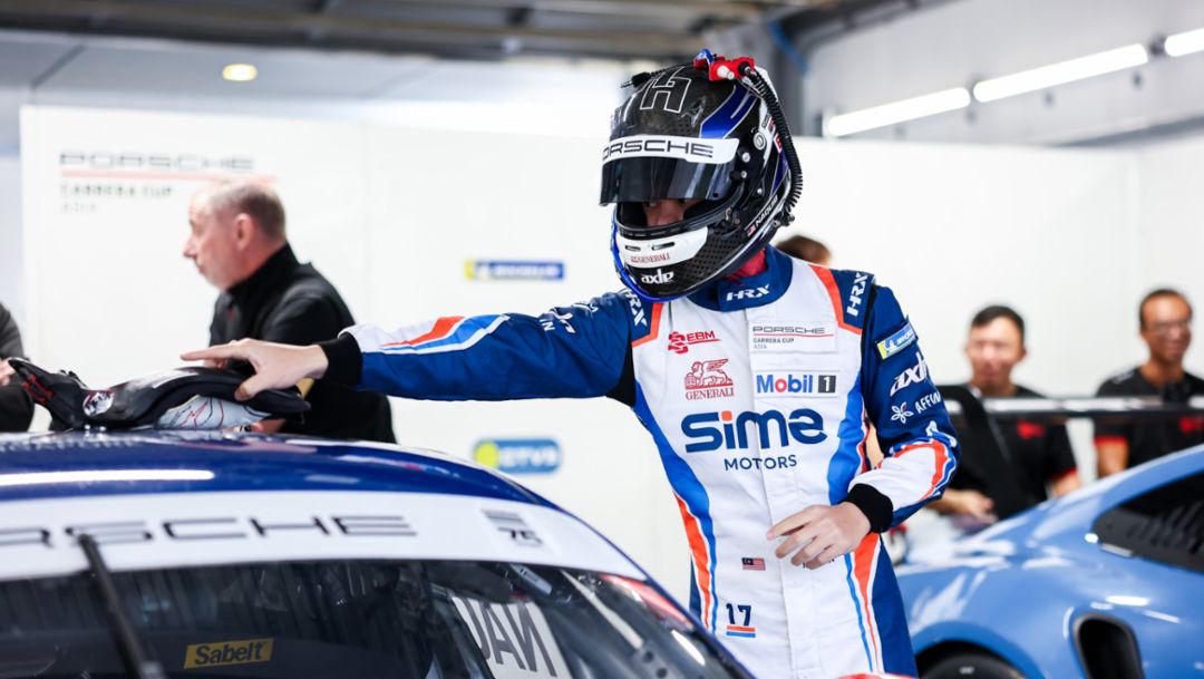 Naquib Azlan secures breakthrough first Porsche Carrera Cup Asia podium at Fuji Speedway