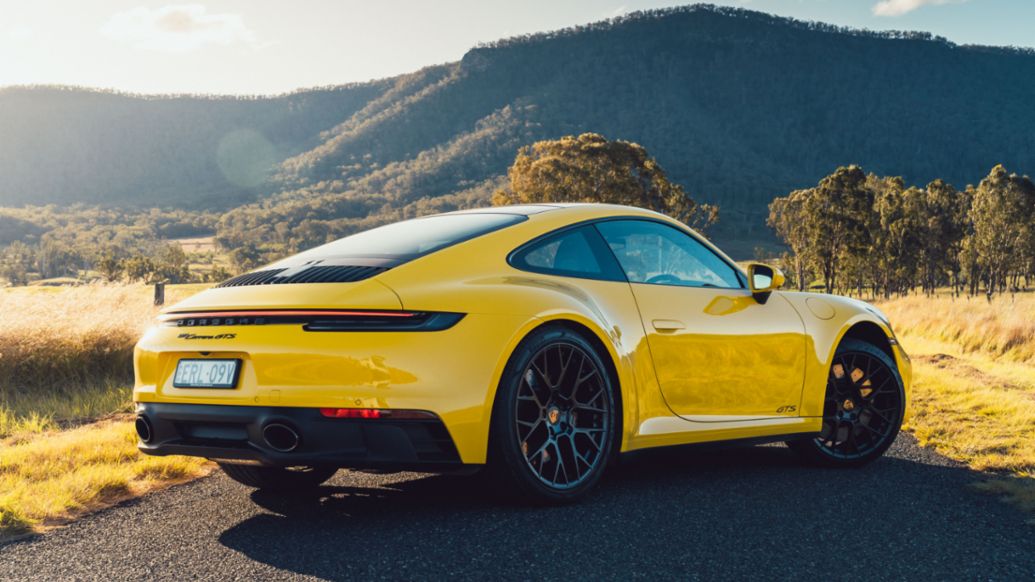 911 Carrera GTS Le Mans Centenaire Edition honours 100th anniversary of the  24 Hours of Le Mans - Porsche Newsroom