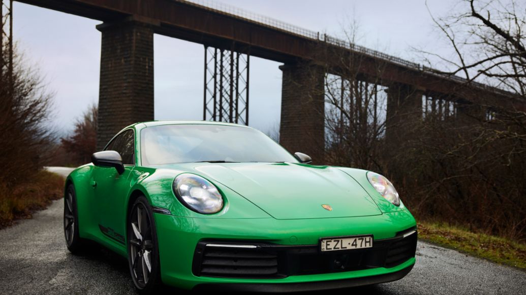 Porsche 911 (Type 992) Carrera T - Porsche Newsroom