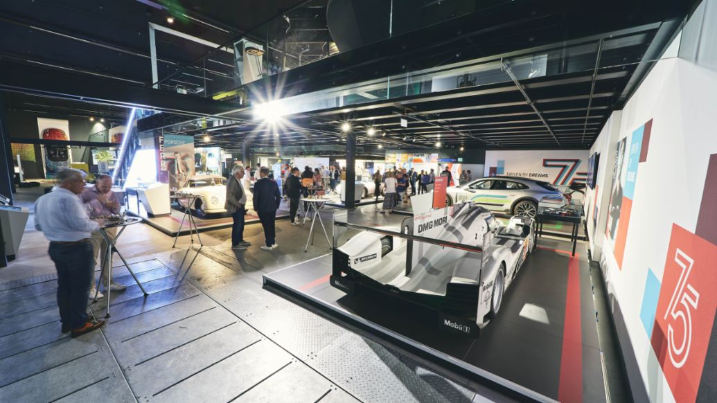 Exposition spéciale au Musée Suisse des Transports, vernissage, 2023, Porsche Schweiz AG