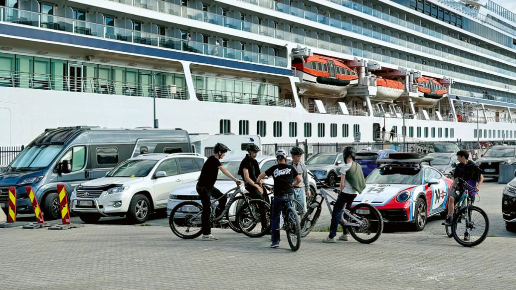 911 Dakar, 2025, Porsche Schweiz AG