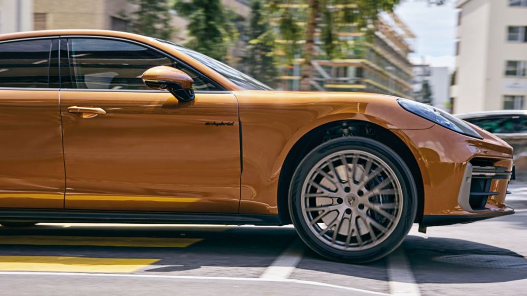 Panamera Turbo E-Hybrid, 2025, Porsche Schweiz AG