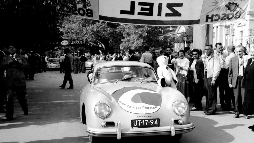 Concentración europea de Porsche en Merano, Italia, en 1958, 2022, Porsche AG