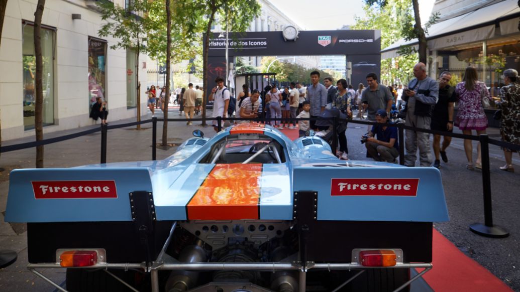 Porsche 917K, exposición "Motor de la elegancia: historia de dos iconos", Porsche, TAG Heuer, Madrid, 2023, Porsche Ibérica