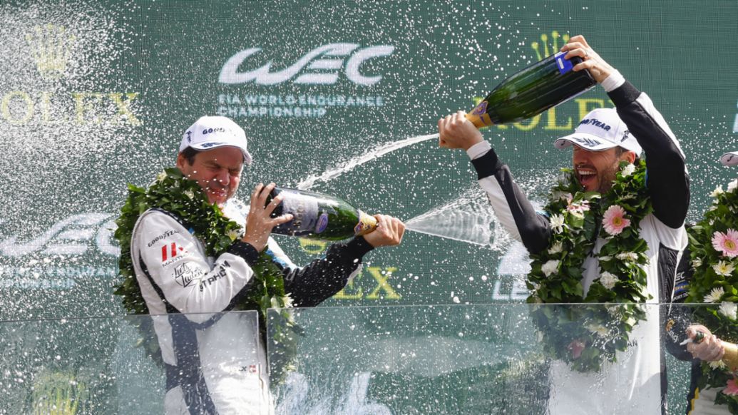 Richard Lietz (Austria) y Ryan Hardwick (EE. UU.) (i.d), Manthey 1st Phorm (nº 92), 24 Horas de Le Mans, Campeonato del Mundo de Resistencia FIA (WEC), 2025, Porsche AG