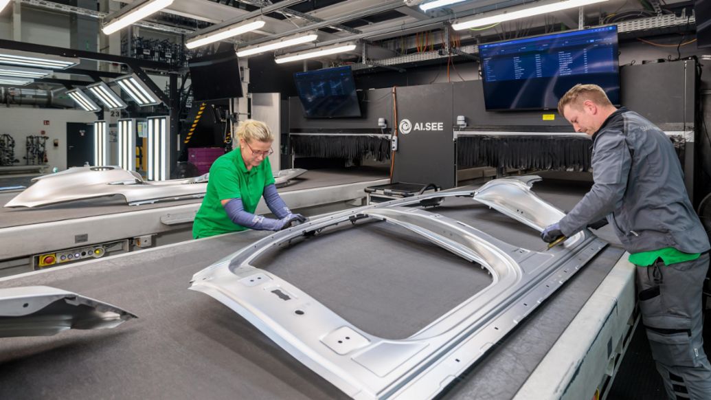 Sección de estampación Smart Press, Halle, Alemania, 2025, Porsche AG