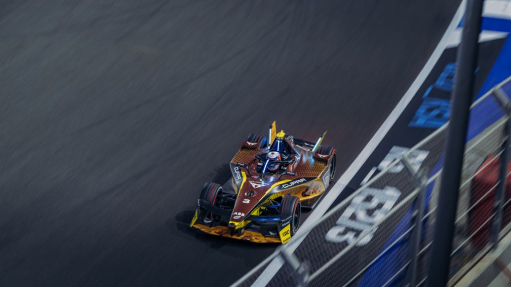 Pepe Martí, Porsche 99X Electric (nº 3), Cupra Kiro, 2ª carrera del E-Prix de Yeda, 2026, Porsche AG