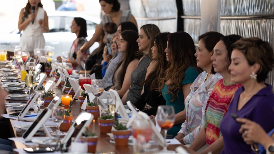 Porsche Guatemala celebra el éxito de su tercera edición de ‟Mujeres al Volante”