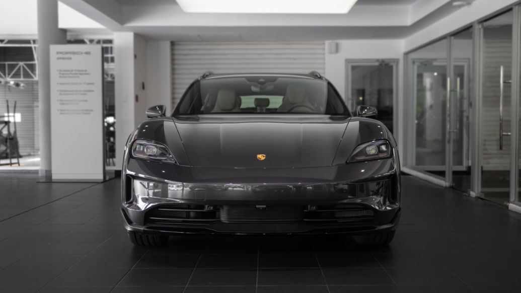 Nuevo Taycan Cross Turismo, Panam&aacute;, 2024