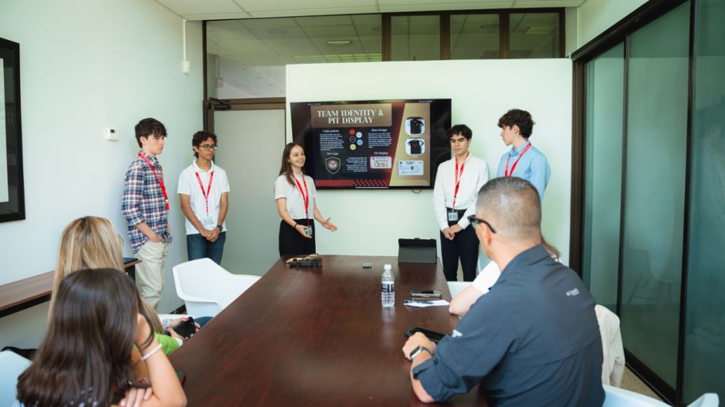 Jóvenes innovadores costarricenses podrán representar a Costa Rica a nivel internacional.