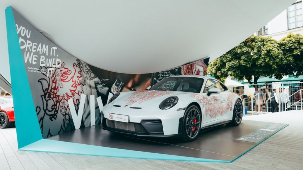 Open Space all&#039;IAA MOBILITY di Monaco: forte presenza del Marchio sotto lo stemma Porsche