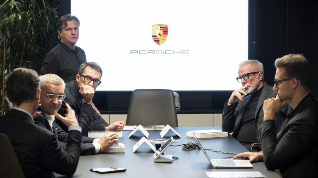 Concorso di Restauro Porsche Classic 2025: la giuria riunita per scegliere le vincitrici