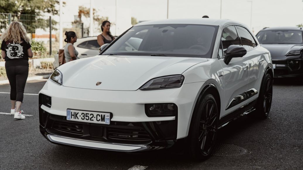 Macan GTS x Pilates, La Reunion, 2026, Porsche Middle East