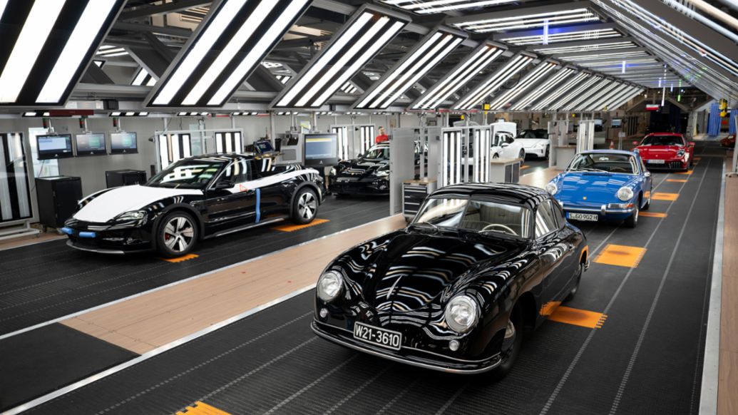 356 Pre-A, 911, 911 Carrera GTS (992.2, l-r), Taycan production, Stuttgart-Zuffenhausen, 2025, Porsche AG
