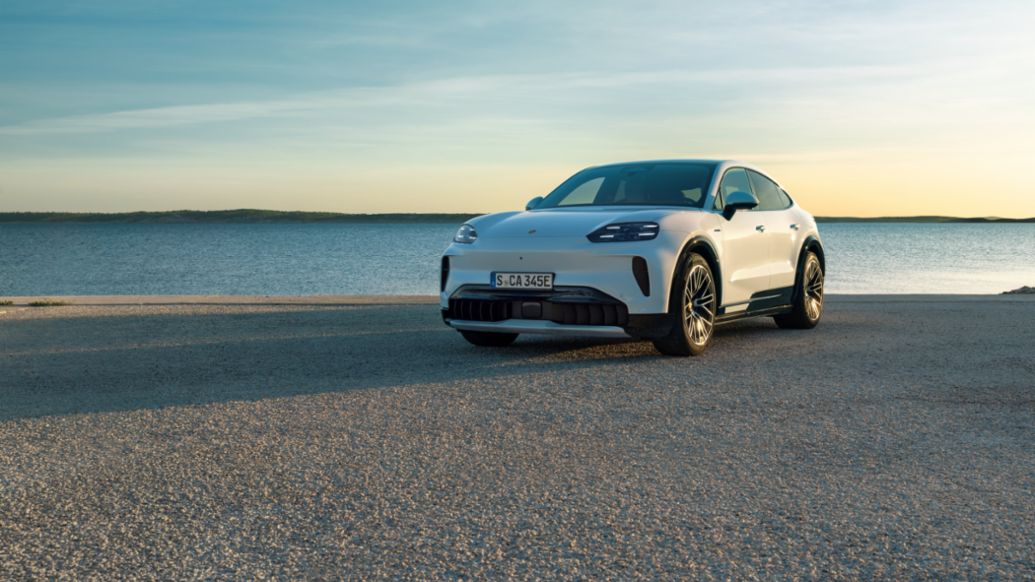 Inspirat de un model emblematic: noul Cayenne Coup&eacute; Electric, comunicat de presă. 24/04/2026, Porsche AG