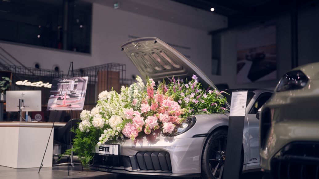 Pilates la Centrul Porsche București, comunicat de presă, 26/05/2026, Porsche AG