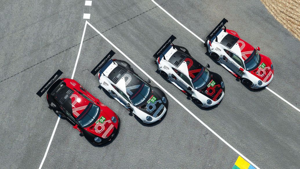 The Porsche Esports Team fields four Porsche 911 RSR in the virtual 24 Hours of Le Mans, 2020, Porsche AG
