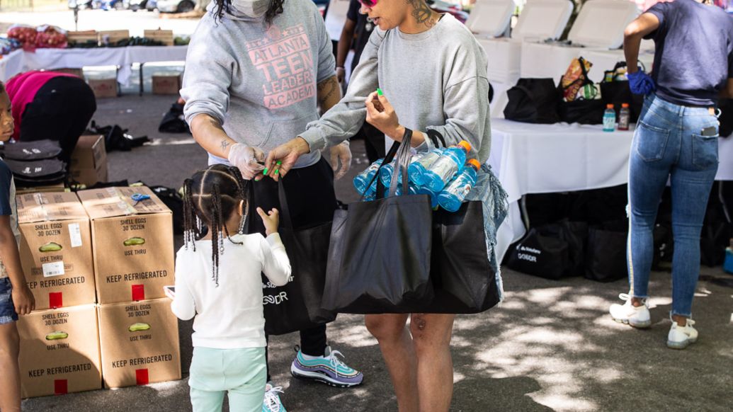 Goodr pop-up grocery, 2020, Photo: Goodr