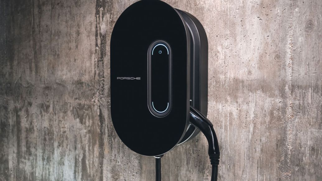 Porsche Wall Charger Connect, 2022, PCNA