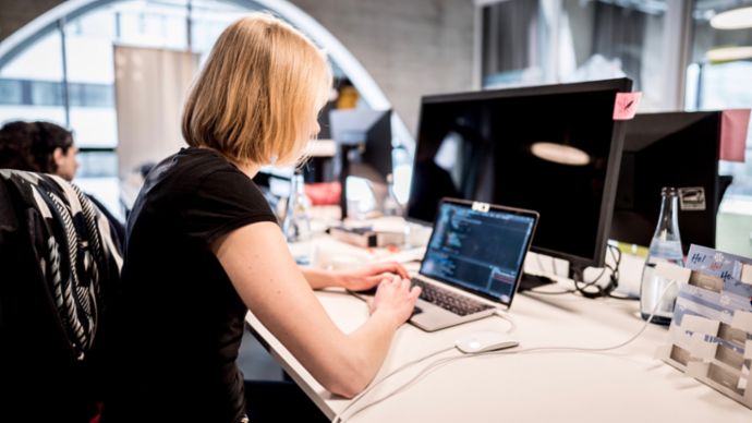 Sophie Schwandt, Data Scientist, Porsche Digital Lab, 2019, Porsche AG