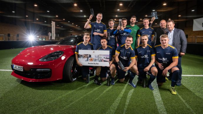 Gewinner „Leipziger Rasen Cup“: Team der Debeka Sachsen AG, 2019, Porsche AG