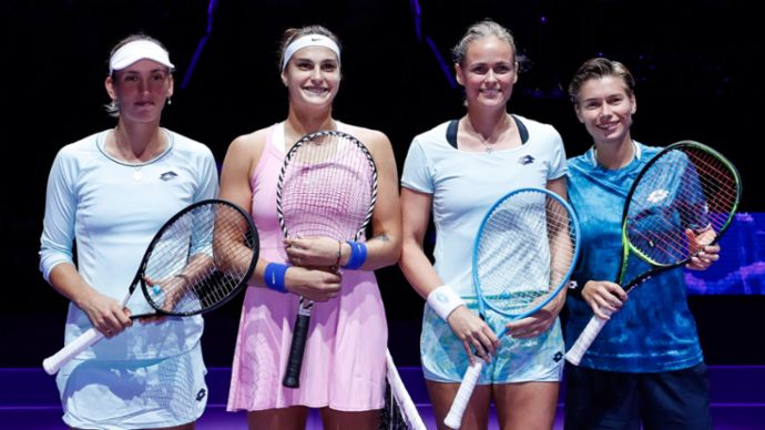 Elise Mertens, Aryna Sabalenka, Anna-Lena Grönefeld und Demi Schuurs, l-r, WTA Finals, Shenzhen, 2019, Porsche AG