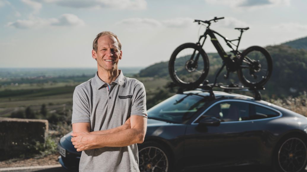 Jörg Bergmeister, 911 Carrera 4, 2020, Porsche AG