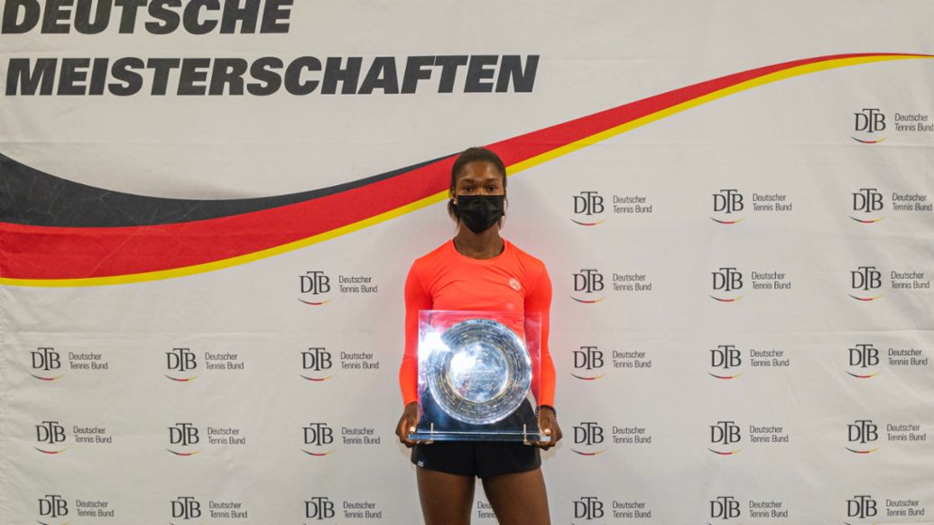 Noma Noha Akugue, Porsche Junior Team, Gewinnerin Deutsche Tennis-Meisterschaft, Biberach an der Riss, Deutschland, 2020, Porsche AG