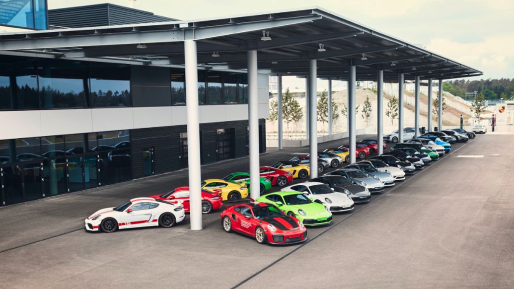 911, 718, Cayenne, Macan, Taycan, Porsche Experience Center, Hockenheimring, 2021, Porsche AG