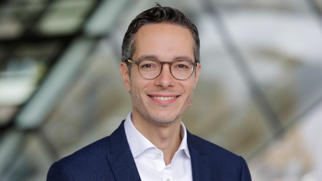 Dr. Sebastian Rudolph, Vice President Communications, Sustainability and Politics, 2021, Porsche AG