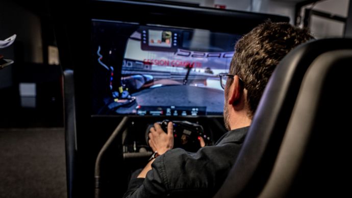 Porsche racing simulator, 2020, Porsche AG