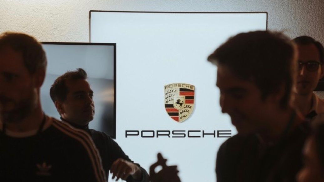 UX specialists at Porsche, 2020, Porsche AG