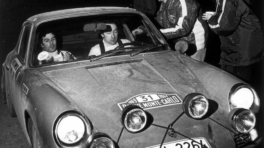 Jean-Claude Perramond, Gérard Larrousse, l-r, 911 S 2.0 Coupé, Rallye Monte Carlo, 1969, Porsche AG