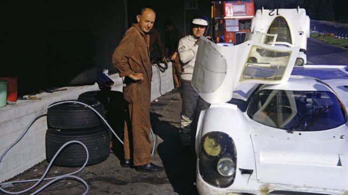 Rudolf Fuchs, Kurt Ahrens, l-r, test drives with the Porsche type 917 LH Coupé, Zeltweg, 1969, Porsche AG