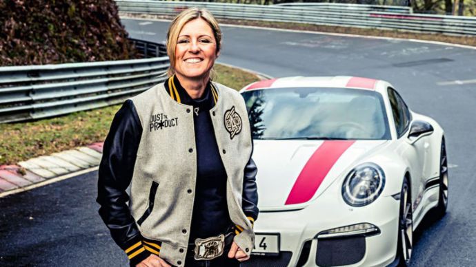 Sabine Schmitz, piloto, Porsche 911 R, 2020, Porsche AG