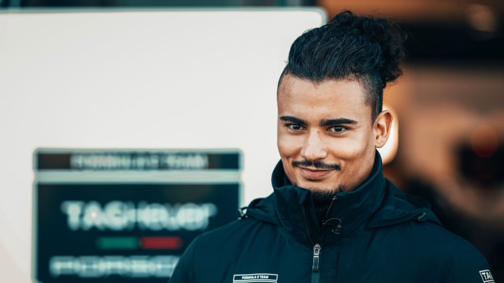 Pascal Wehrlein, Porsche works driver, Formula E Test Days, Valencia, Spain, 2020, Porsche AG