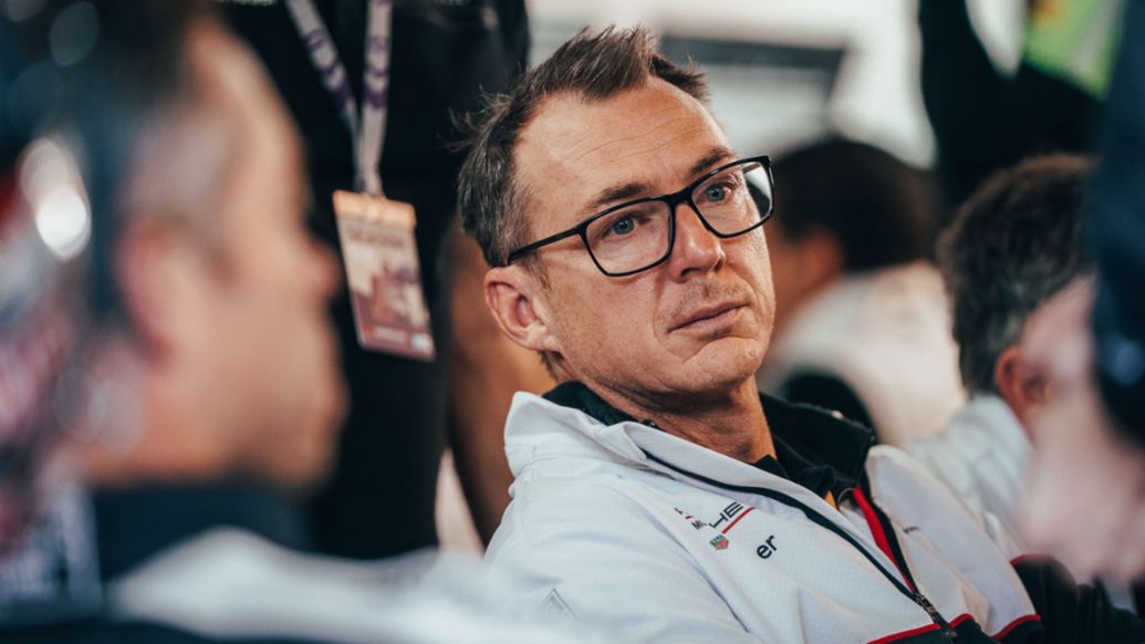 Amiel Lindesay, Head of Operations Formula E, 2020, Porsche AG