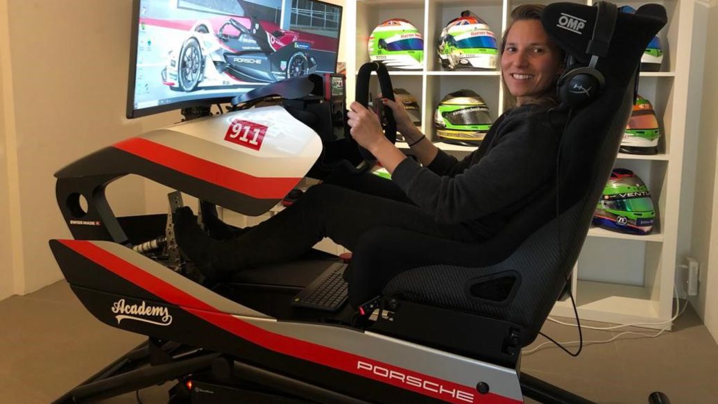 Simona de Silvestro, piloto oficial de Porsche, 2020, Porsche AG