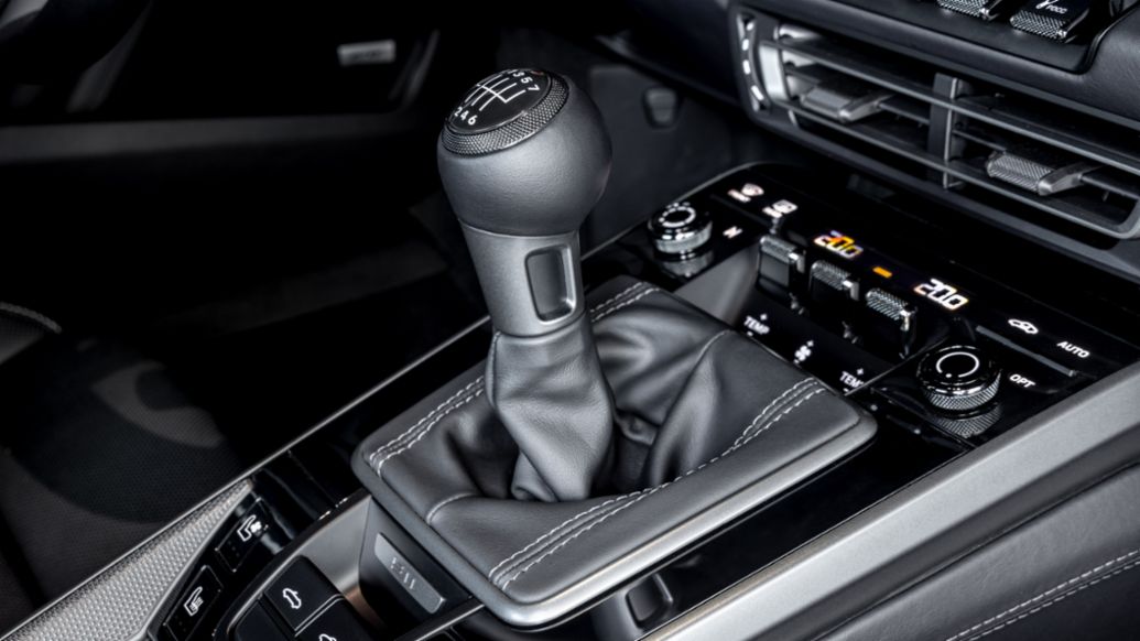 Seven-speed manual transmission for the 911 Carrera S and 4S models, 2020, Porsche AG