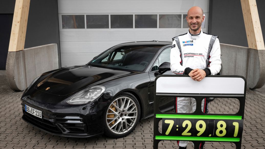 Lars Kern, New Panamera, Nürburgring Nordschleife, 2020, Porsche AG