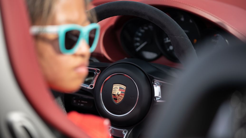Chloe Chambers, 718 Spyder, nuevo récord mundial Guinness™, 2020, Porsche AG